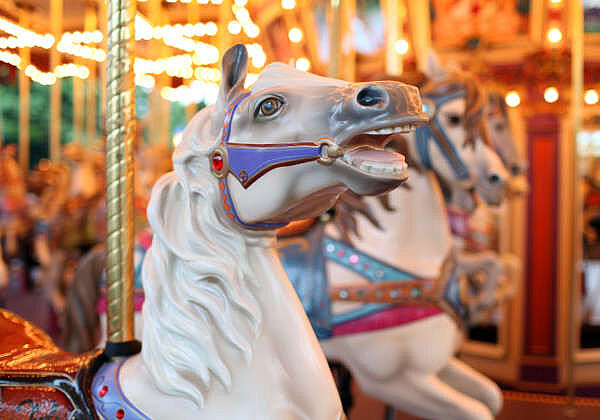 Karussell mit Pferd