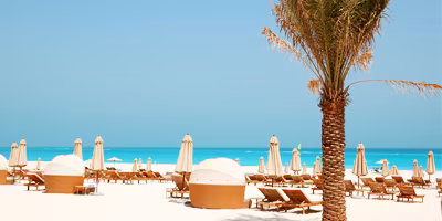 Abu Dhabi StrandBut