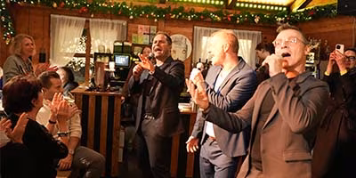 Weihnachtszeit in Essen, Party mit Sängern in der X-Mas-Lounge