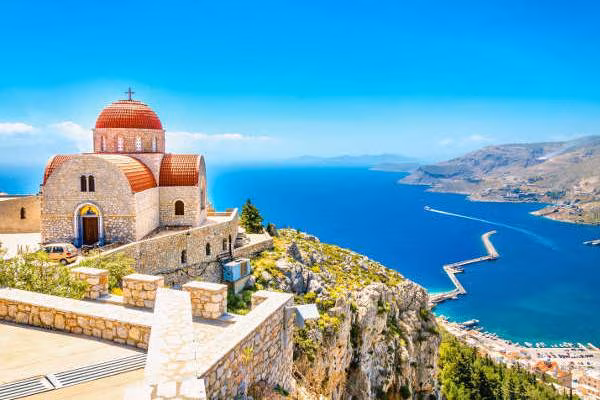 Eine Kirche in Kreta an einer Klippe Kreta Kirche auf Klippe