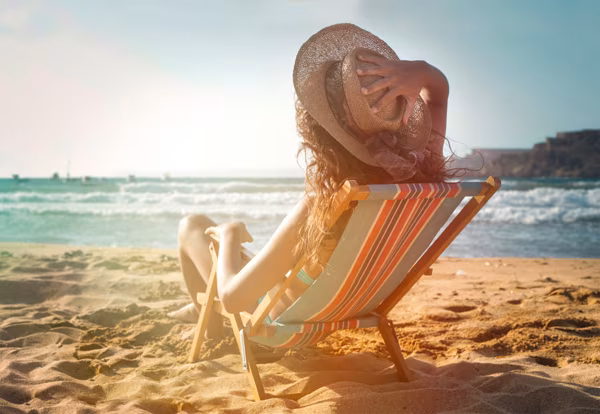 Frau am Strand Superlastmin