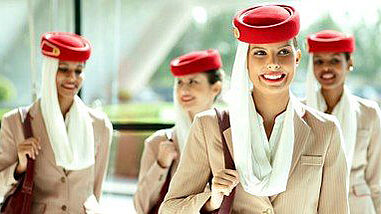 Emirates Stewardessen