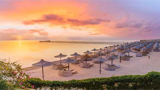 Corendon Airlines, Ägypten, Strand im Sonnenuntergang