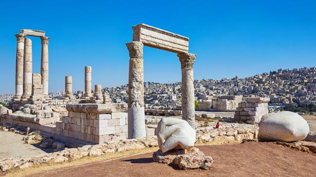 Antiker Herkulestempel in der Zitadelle von Amman, Jordanien