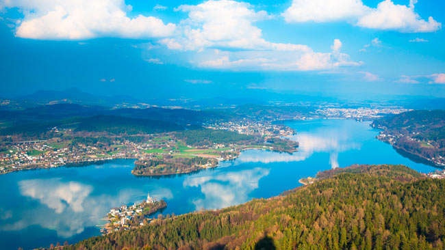 Luftaufnahme Wörthersee in Kärnten, Klagenfurt, Österreich