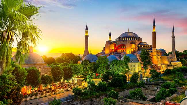 Türkei - Istanbul, Moschee im Sonnenuntergang