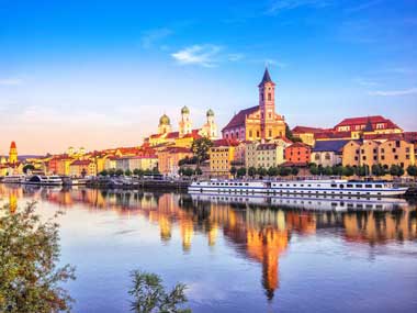 MS Celina - Donau einfach klassisch inkl. Ausflugspaket