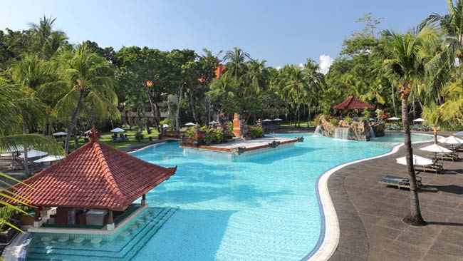 Großstadtflair in Singapur & 5-Sterne Luxus im Bintang Bali Resort