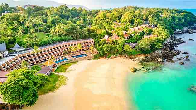 Thailand - Khao Lak, Beyond Resort Karon, Luftaufnahme Hotel mit Strand und Pool