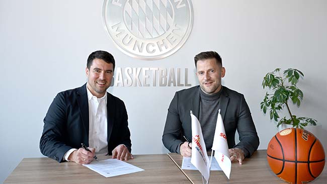 FC Bayern Basketball, Sponsoring, Manager am Tisch
