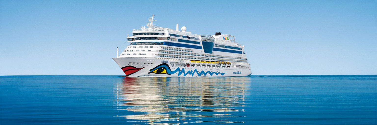 Außenaufnahme Kreuzfahrtschiff AIDAbella im Meer, AIDA Cruises
