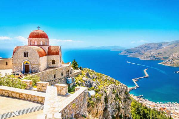 Eine Kirche in Kreta an einer Klippe Kreta Kirche auf Klippe