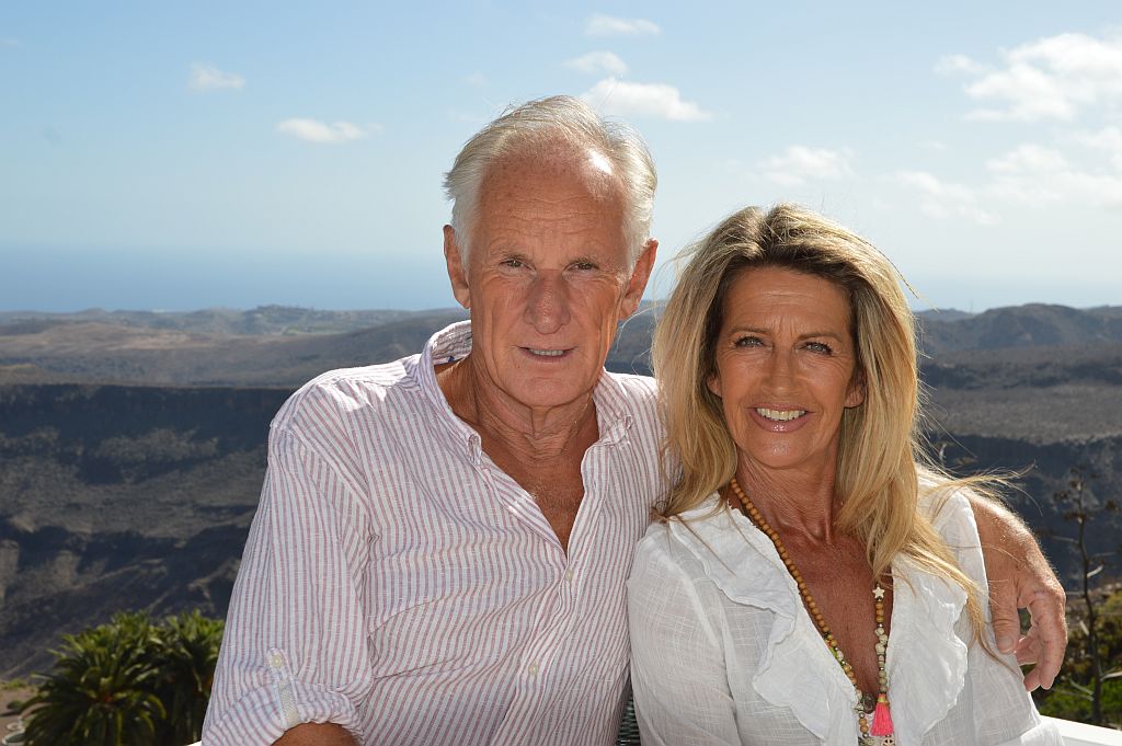 TV-Traumpaar berichtet für Reisesender live von Gran Canaria