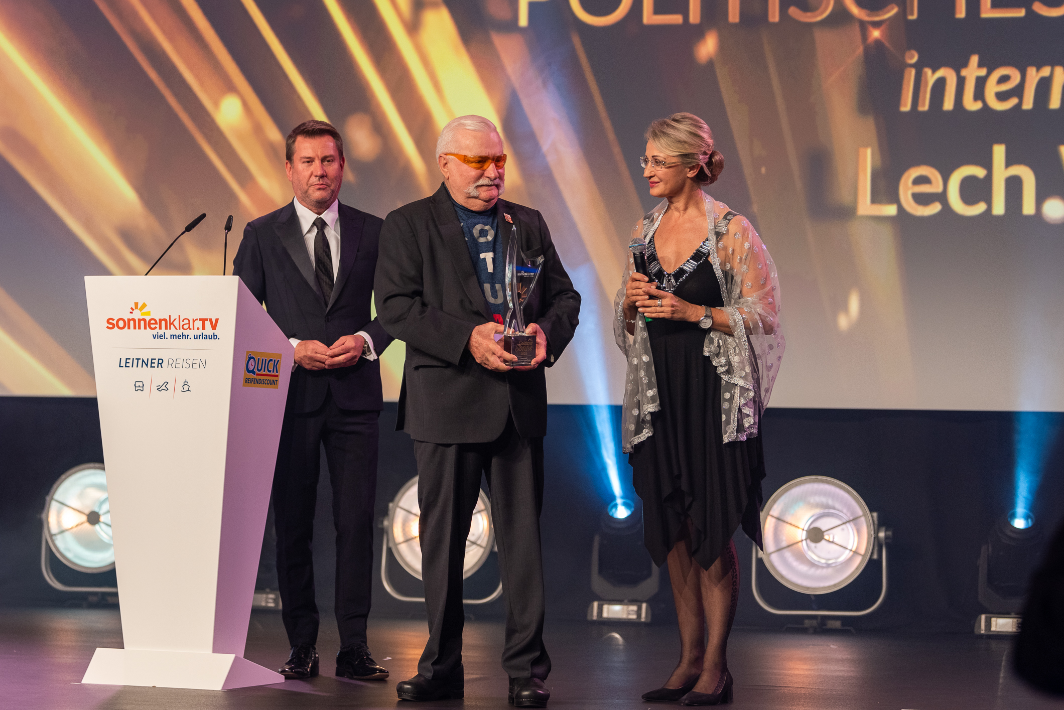 Gipfeltreffen der Legenden: „Goldene Sonne 2021“ – Standing Ovations für Ralph Siegel und Lech Walesa