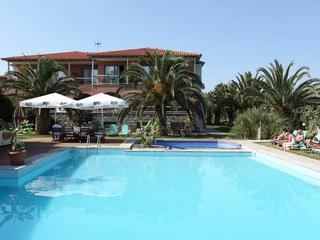 Hanioti Village Resort (tt)