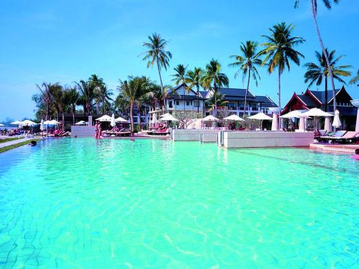 Apsara Beachfront Resort & Villas