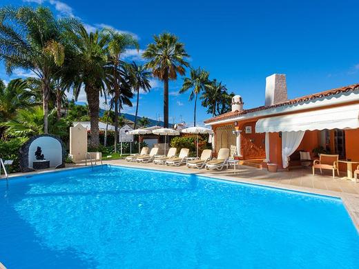 Apartamentos Ambassador