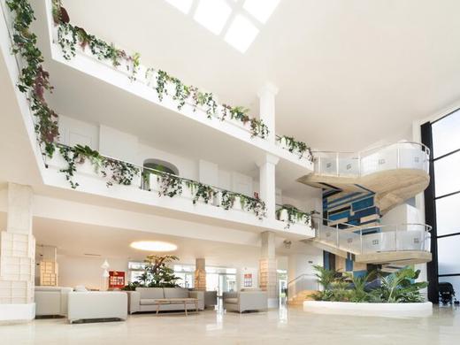 Calimera Fido Gardens