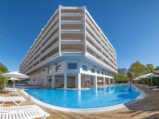 Ponient Piramide Salou by PortAventura World