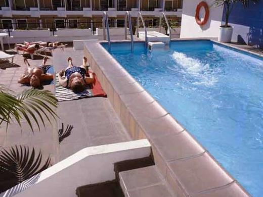 Park Plaza Apartamentos