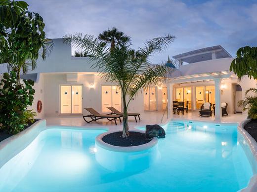 Bahiazul Villas & Club