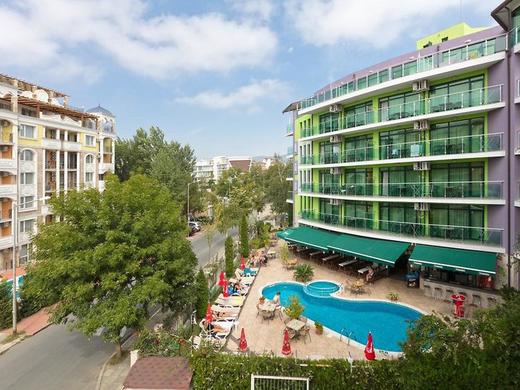 L & B Hotel