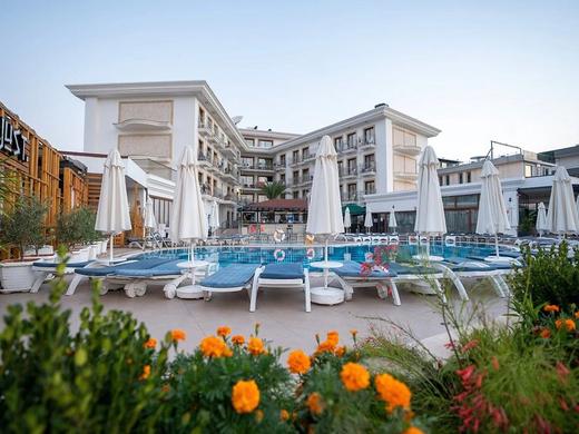 Pasa Garden Beach Hotel