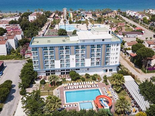 Risus Beach Resort Hotel