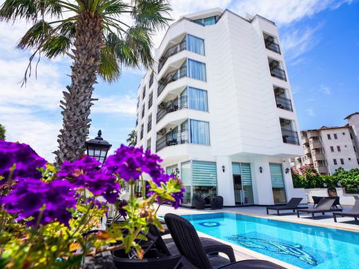 Aurasia Sea Side Hotel