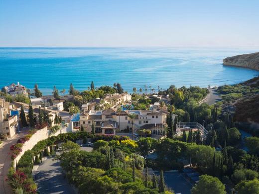 COLUMBIA Beach Resort Pissouri