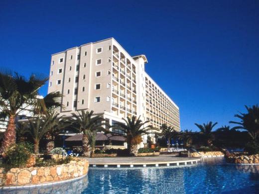 Sandy Beach Hotel & Spa