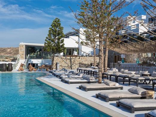Myconian Utopia Relais & Châteaux