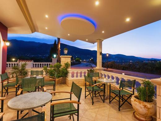 Alykes Park Bungalows & Apartments