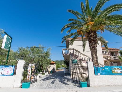 Zante Nest Studios & Apartments