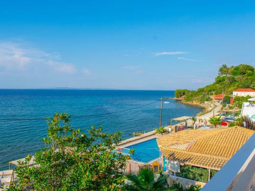 Agoulos Beach Hotel