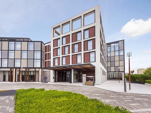 Hampton by Hilton Dubai Al Seef