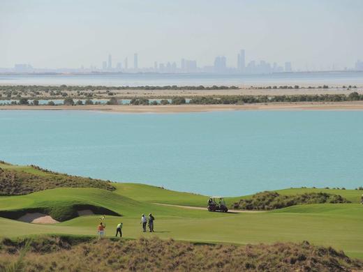 Radisson Blu Hotel, Abu Dhabi Yas Island