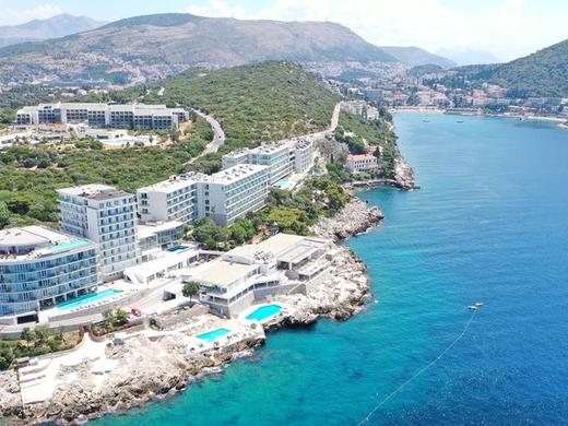 Royal Princess Hotel