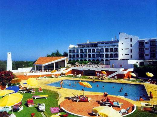 Ozadi Tavira Hotel