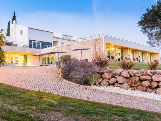 Vila Valverde - Design & Country Hotel