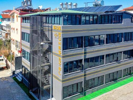 Side Gunes Hotel