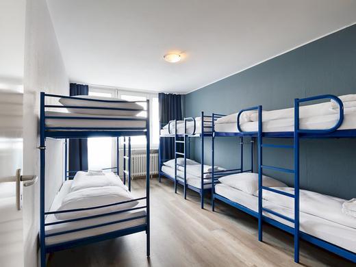 a&o München Hackerbrücke