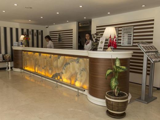 Best Western Plus Khan Hotel