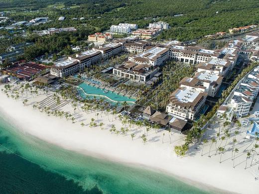 Adults Only Club at Lopesan Costa Bavaro Resort