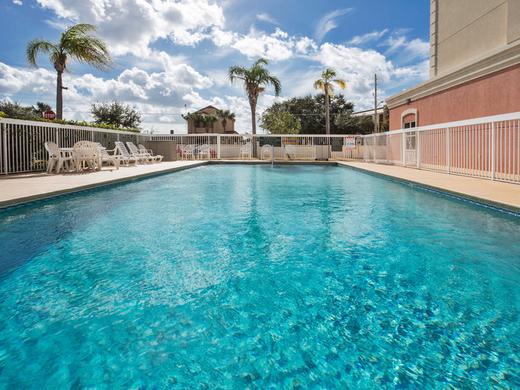 Spark by Hilton Orlando Universal Blvd