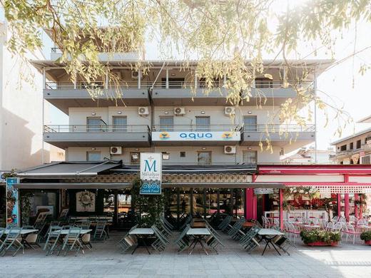 Aqua Beachfront Elegant Hotel