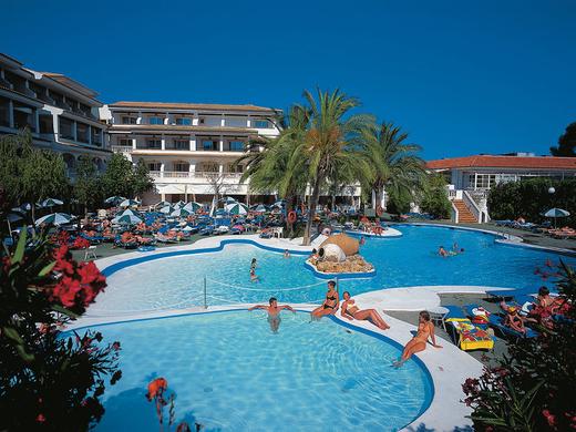 Beach Club Font de sa Cala