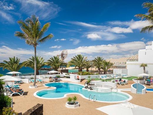 Neptuno Suites