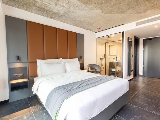 The Londoner Hotel St. Julian's