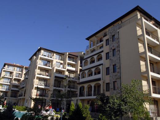 Rose Village Aparthotel